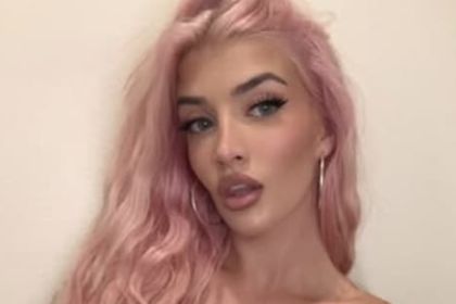Charlie Sheen’s daughter Sami reacted after watching the actor's sobriety journey in his Netflix documentary.(Instagram/@samisheen)