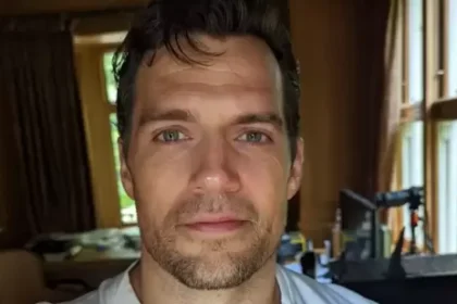 In Highlander, Henry Cavill will star as MacLeod.