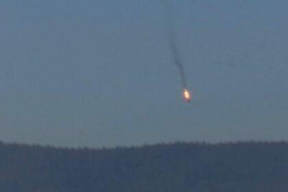 2015: Turkish F-16s shoot down a Russian fighter after it strayed into Turkish airspace.