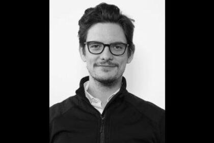 Travizano was a trained physicist and an entrepreneur. (maraoz.com)