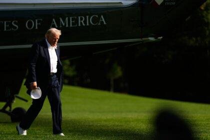 Trump to meet Republican, Democratic leaders as US gov’t shutdown looms | Donald Trump News