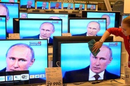 Putin’s propaganda flips reality on flights over NATO nations, as Russian public tires of war  – POLITICO