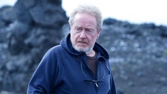Filmmaker Ridley Scott believes many films lack strong storytelling and has turned to rewatching his classics out of frustration, noting their enduring quality.